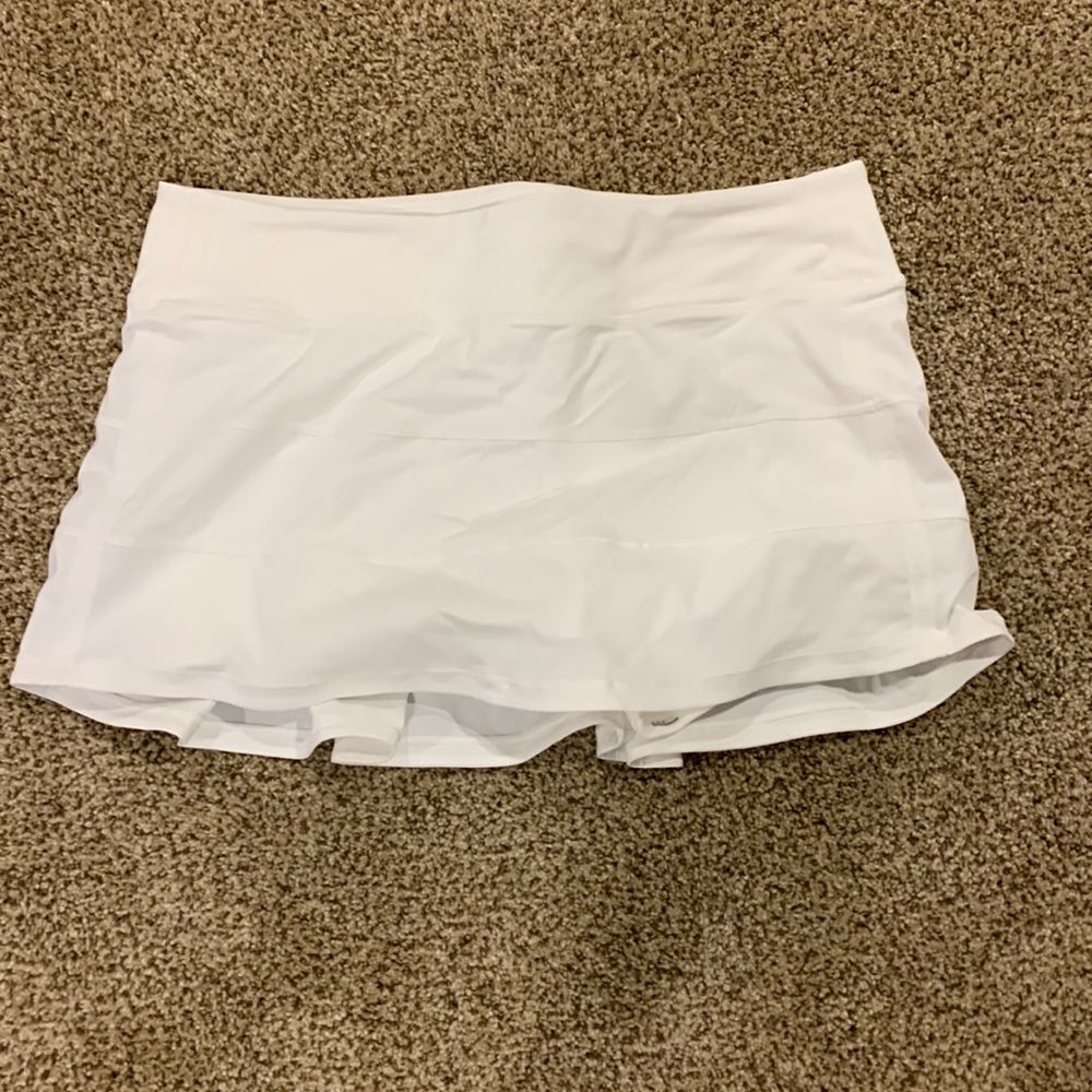 Lululemon pace rival mid-rise skirt